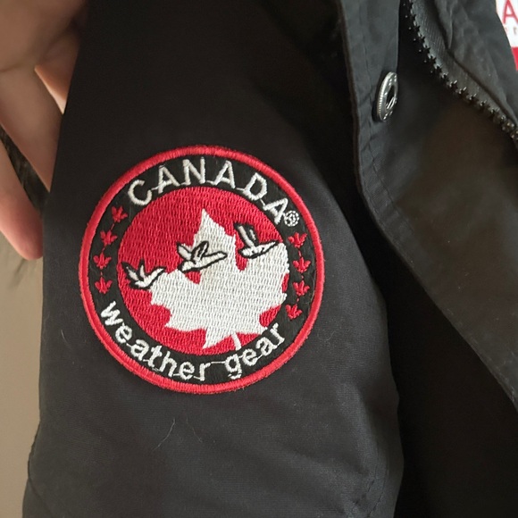 Canada weather gear Black winter coat . - Picture 4 of 5